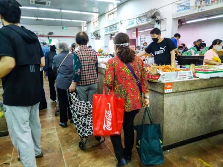 “限塑令”下，布袋比塑料袋更環(huán)保？專家詳解，這類布袋比塑料污染更嚴(yán)重